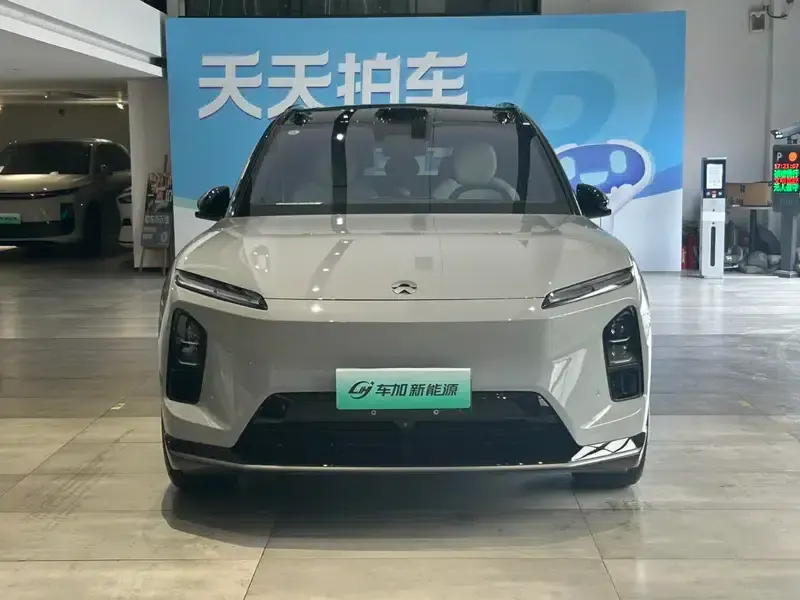 NIO ES6 2025 100kWh 300,000th Unit Commemorative Edition — миниатюра 2