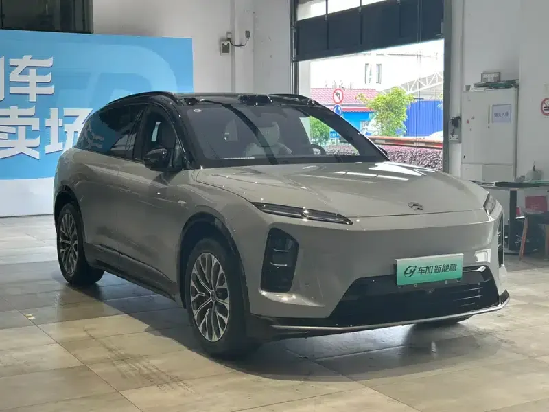 NIO ES6 2025 100kWh 300,000th Unit Commemorative Edition — миниатюра 3