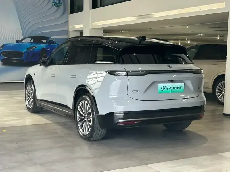 NIO ES6 2025 100kWh 300,000th Unit Commemorative Edition — миниатюра 4