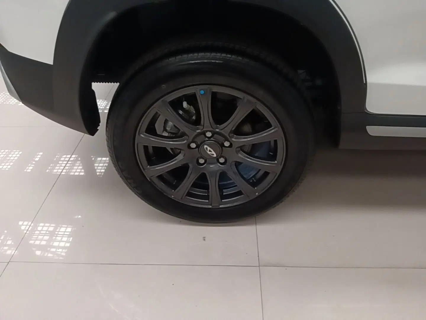 Chery Tiggo 3X 2024 1.5L CVT Excellence Edition — миниатюра 11