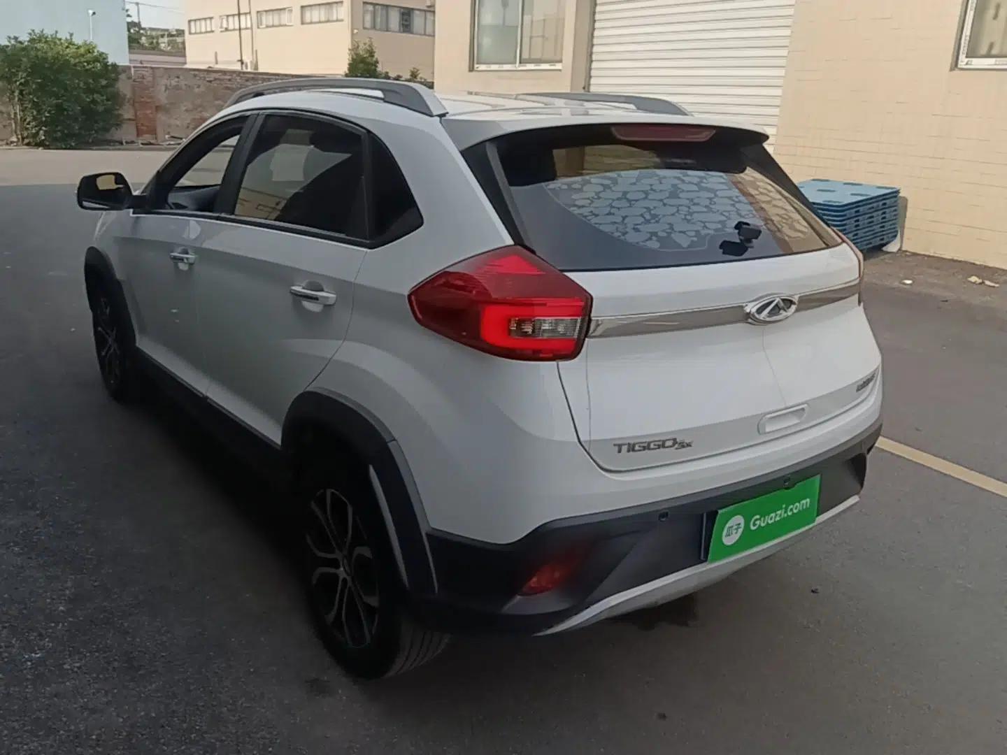 Chery Tiggo 3X 2018 1.5L Manual Elite Edition — миниатюра 4