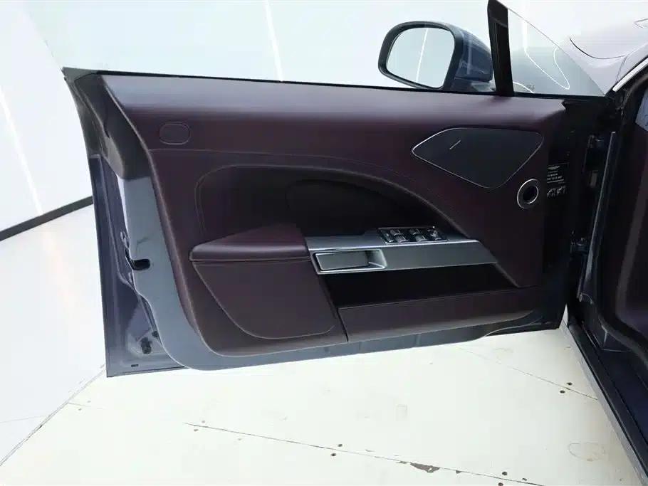 2010 Rapide 6.0L — миниатюра 16