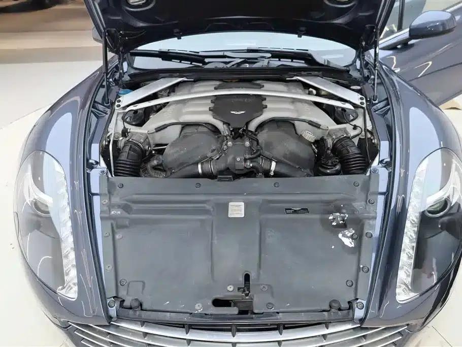 2010 Rapide 6.0L — миниатюра 10