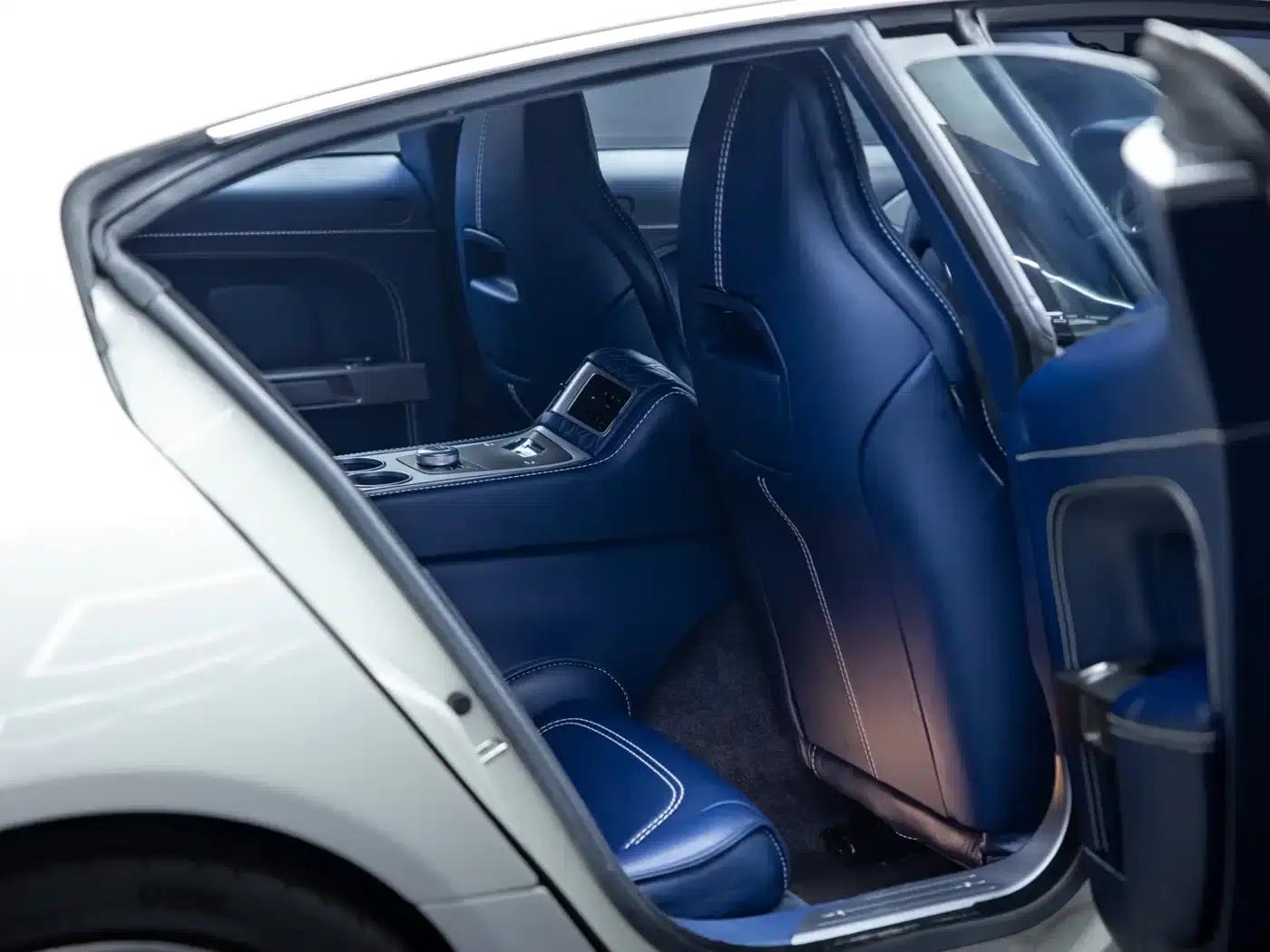 Rapide 2016 6.0L Rapide Great Britain Edition — миниатюра 43