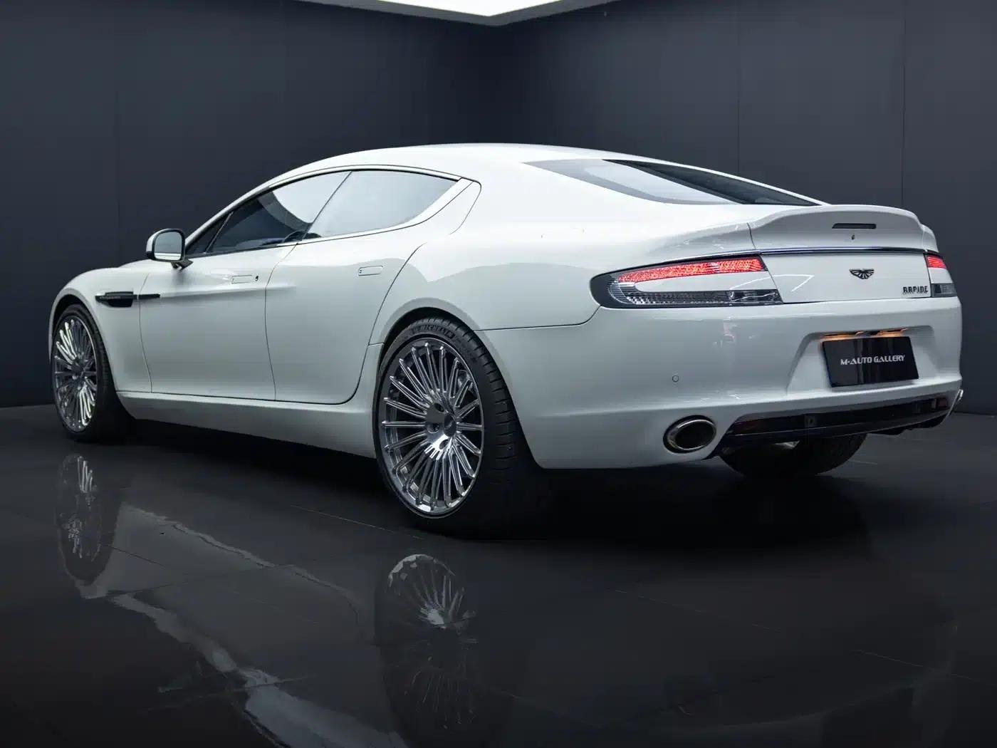 Rapide 2016 6.0L Rapide Great Britain Edition — миниатюра 7