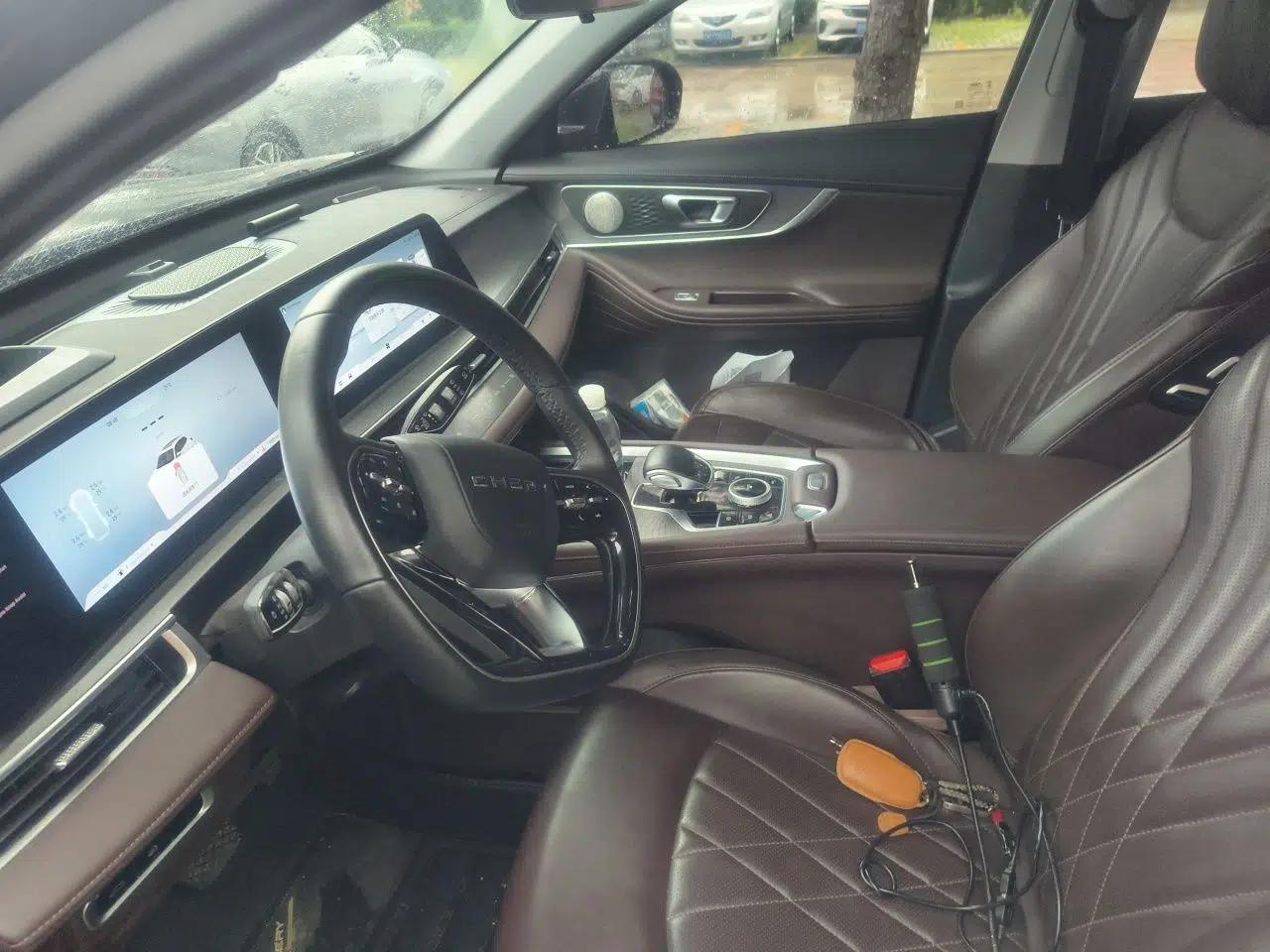 Chery Tiggo 8 PRO 2024 Champion Edition 390T Two-Wheel Drive Aoshi Version 5 Seats — миниатюра 15
