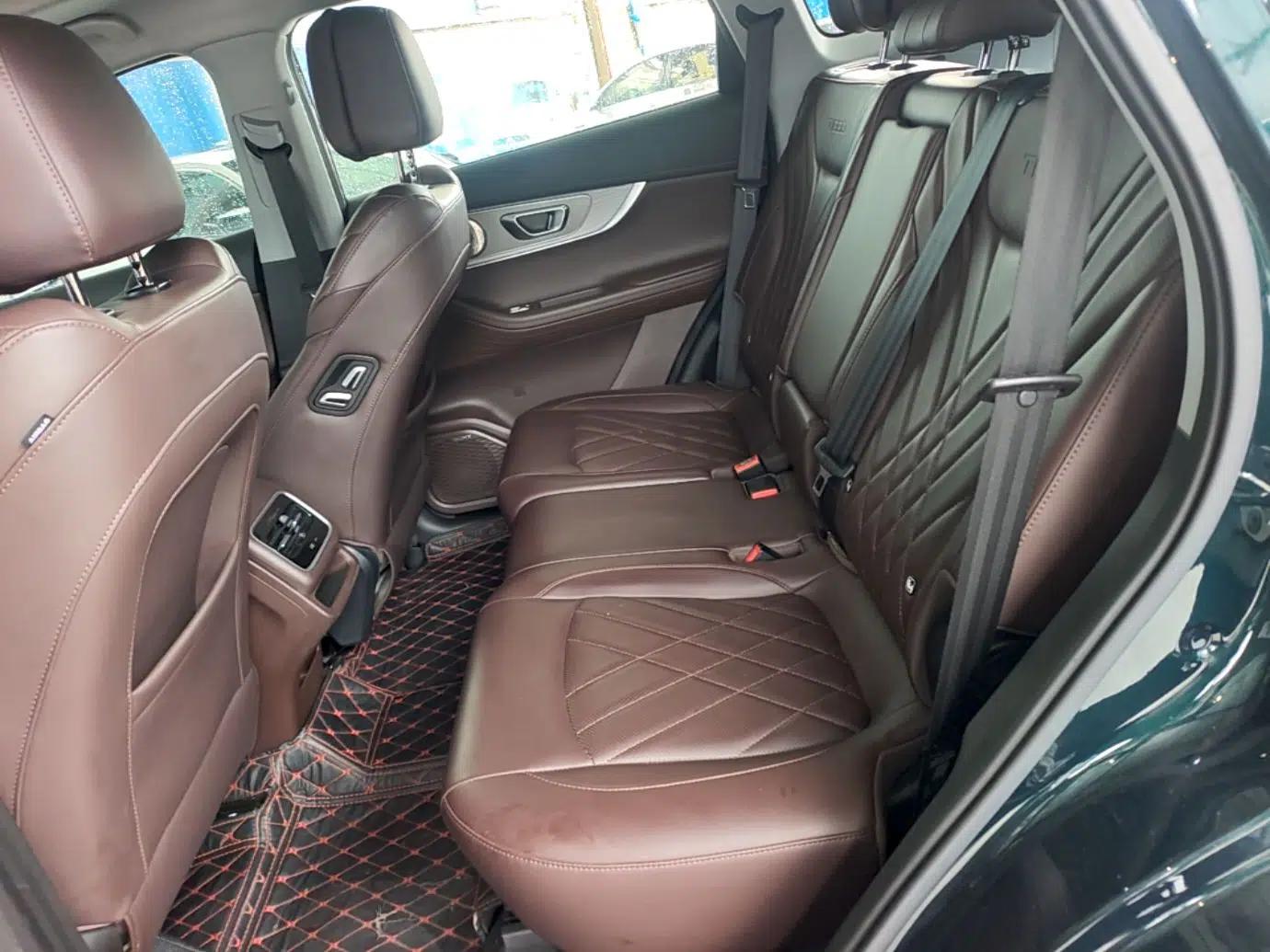 Chery Tiggo 8 PRO 2024 Champion Edition 290T Two-Wheel Drive Peak Version 7 Seats — миниатюра 20