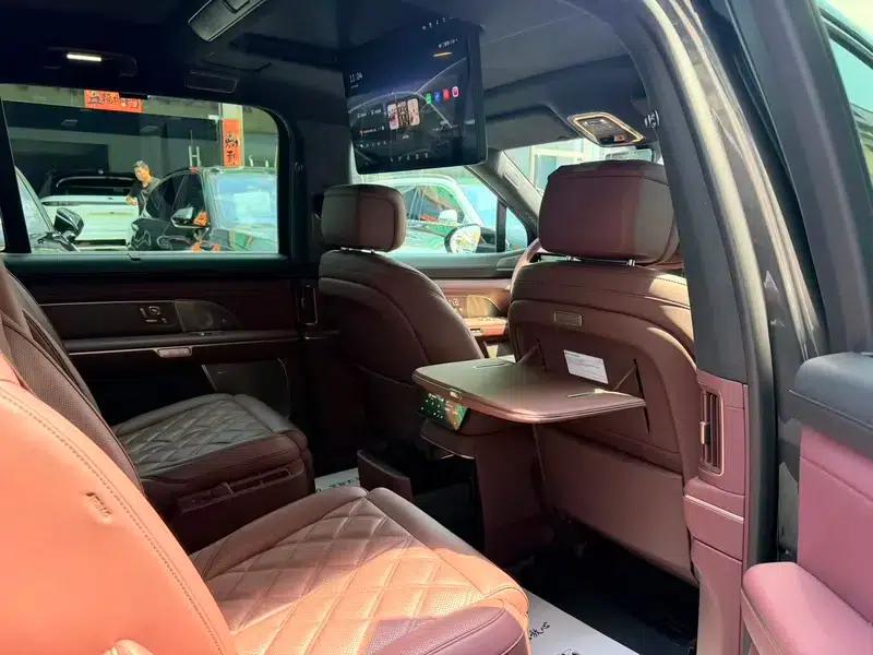 NIO ES8 2026 Model Six-Seat Executive Luxury Edition — миниатюра 9