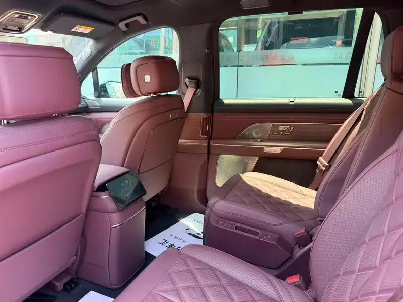 NIO ES8 2026 Model Six-Seat Executive Luxury Edition — миниатюра 10