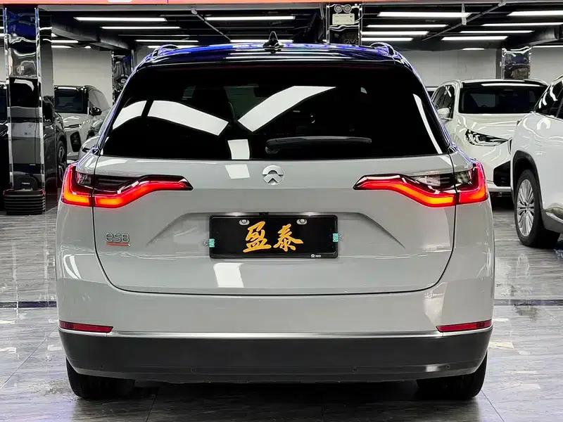 NIO ES8 2020 580KM Base Edition 7-Seater — миниатюра 5