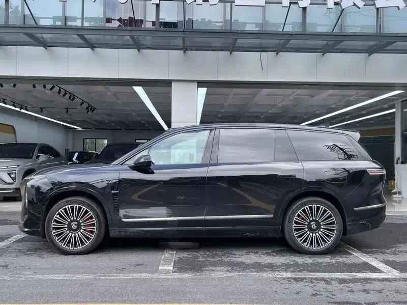 NIO ES8 2026 Model Six-Seat Executive Luxury Edition — миниатюра 4