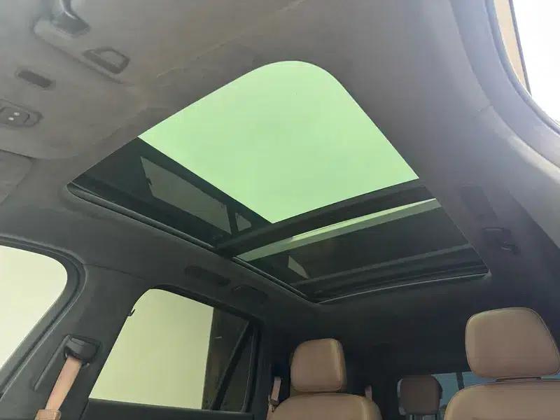 NIO ES8 2023 model 75kWh — миниатюра 19