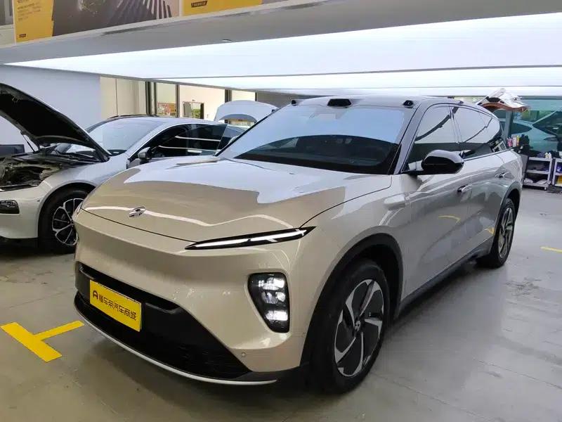 NIO ES8 2023 model 75kWh — миниатюра 21