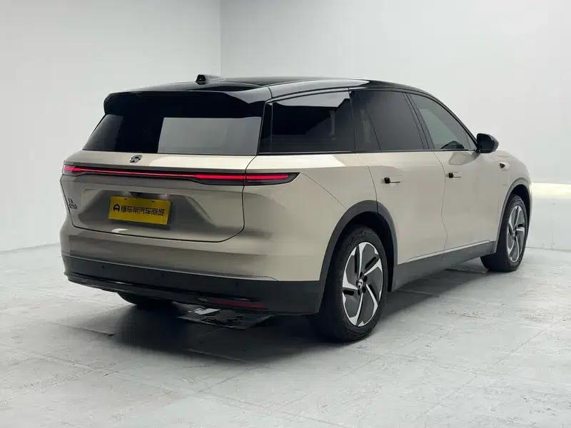 NIO ES8 2023 model 75kWh — миниатюра 7