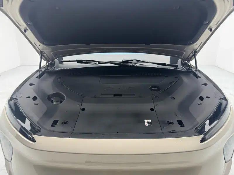 NIO ES8 2023 model 75kWh — миниатюра 10