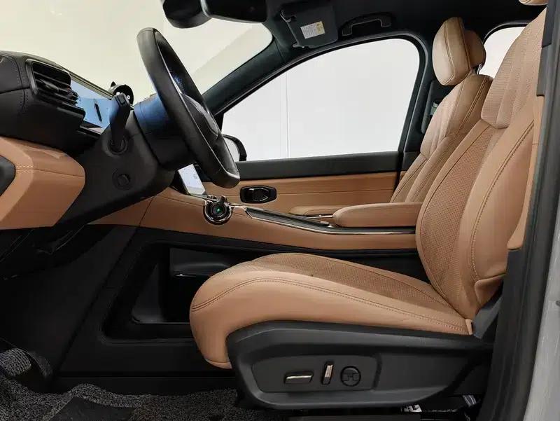 NIO ES8 2020 415KM Signature Edition (Six Seats) — миниатюра 13