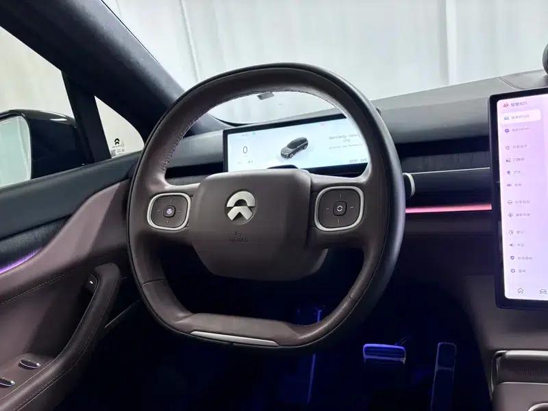 NIO ES8 2024 75kWh Executive Edition — миниатюра 16