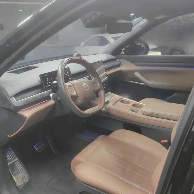 NIO ES8 2024 75kWh Executive Edition — миниатюра 23