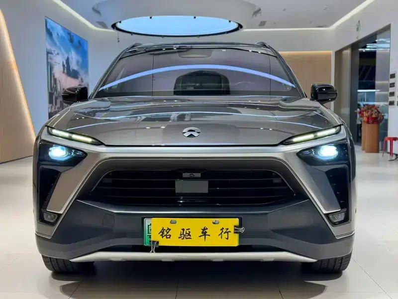 NIO ES8 2020 580KM Base Edition 7-Seater — миниатюра 2