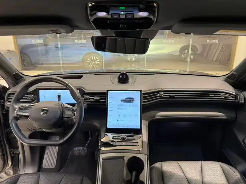 NIO ES8 2020 580KM Base Edition 7-Seater — миниатюра 12
