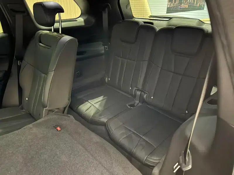 NIO ES8 2020 580KM Base Edition 7-Seater — миниатюра 17