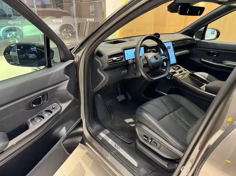 NIO ES8 2020 580KM Base Edition 7-Seater — миниатюра 20