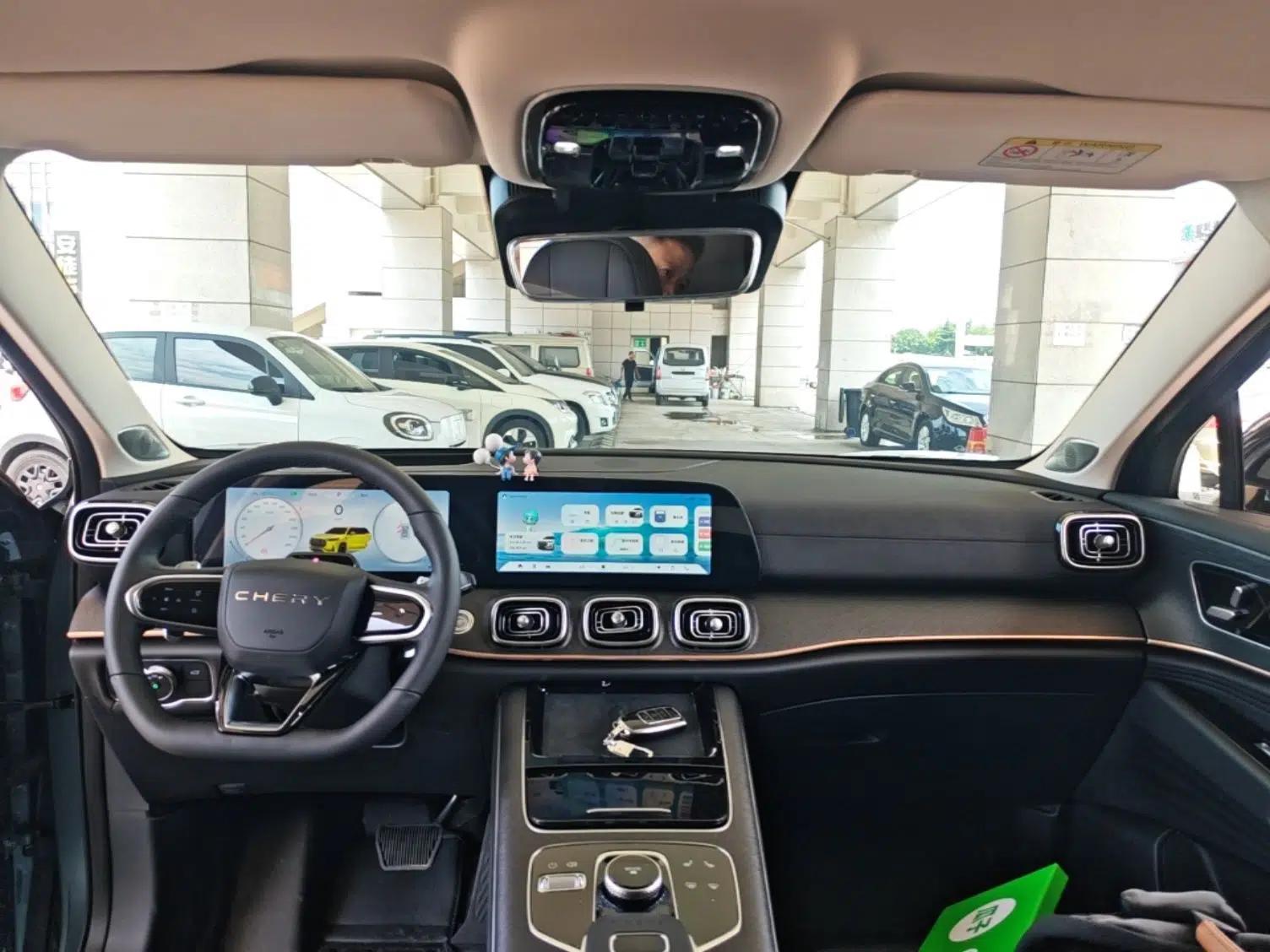 Chery Tiggo 9 2023 2.0T Automatic Two-Wheel Drive Prestige Edition 5 Seats — миниатюра 17
