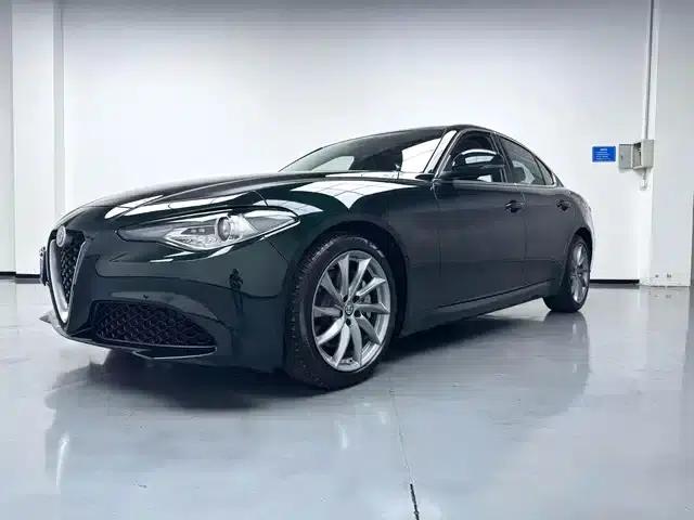 Giulia Juliet 2021 2.0T 280HP Luxury Edition