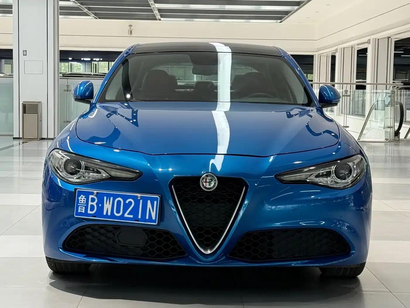 Giulia Juliet 2017 2.0T 200HP Luxury Edition — миниатюра 2