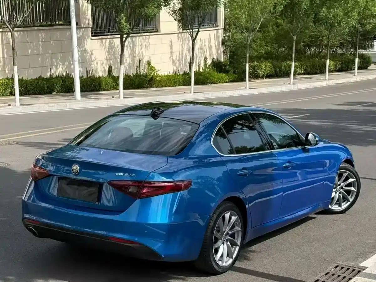 Giulia Juliet 2017 2.0T 200HP Luxury Edition — миниатюра 17