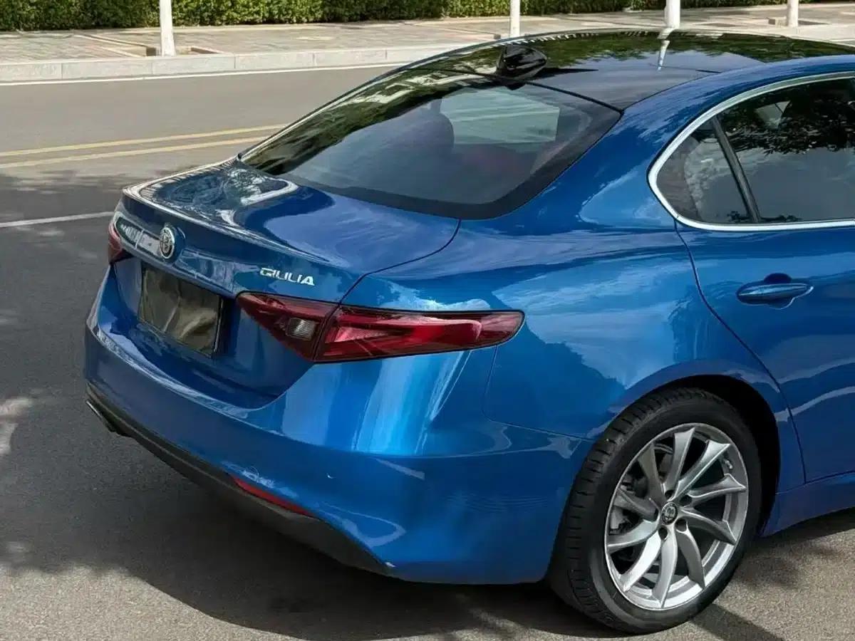 Giulia Juliet 2017 2.0T 200HP Luxury Edition — миниатюра 18