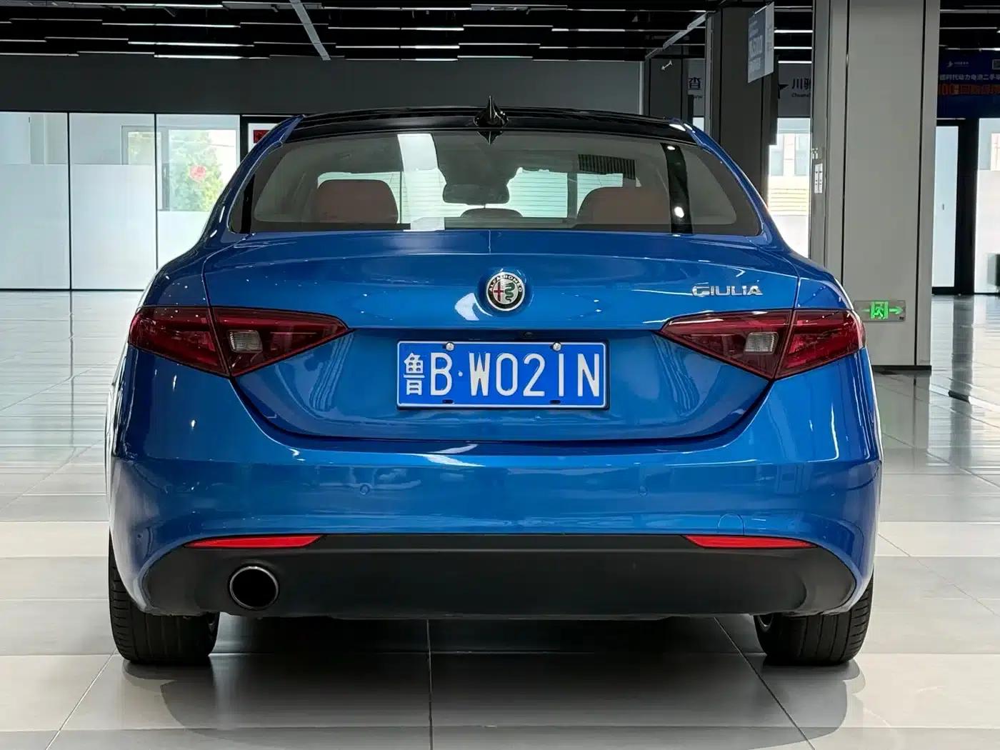 Giulia Juliet 2017 2.0T 200HP Luxury Edition — миниатюра 7