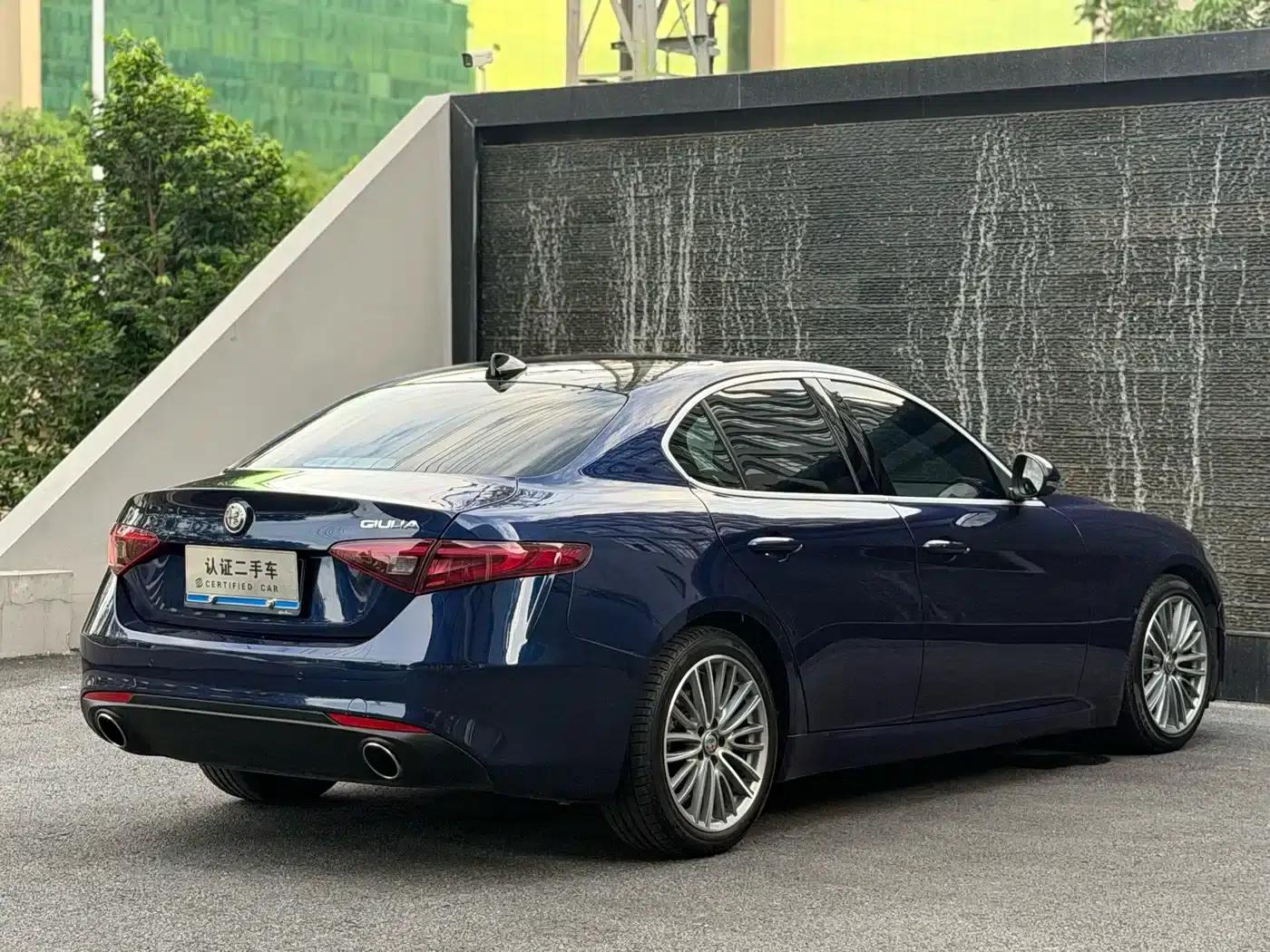Giulia Juliet 2017 2.0T 200HP Luxury Edition — миниатюра 10