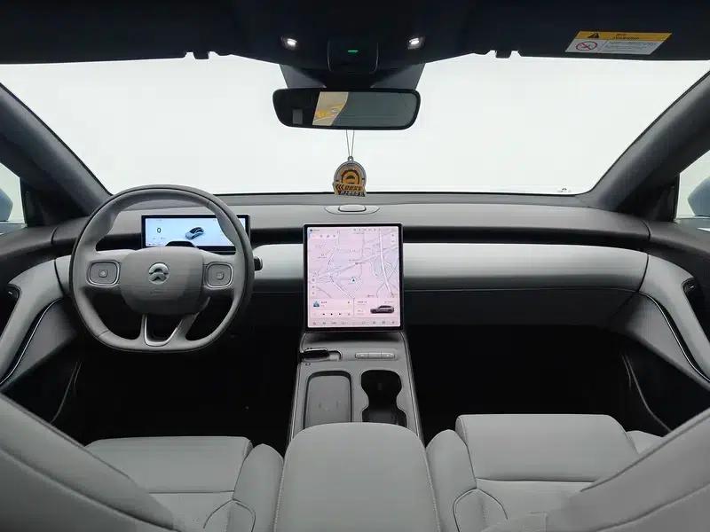 NIO ET5T 2024 model 75kWh — миниатюра 14