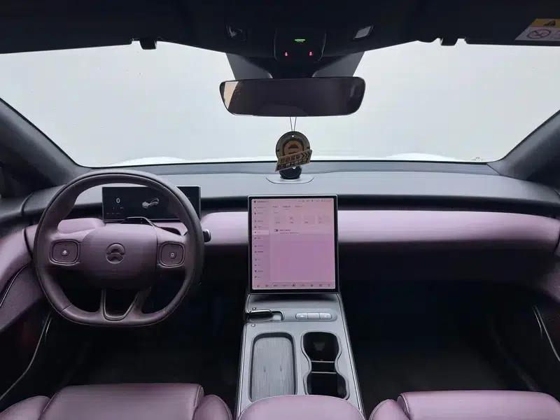 NIO ET5T 2024 model 75kWh — миниатюра 14