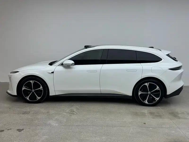 NIO ET5T 2024 model 75kWh — миниатюра 4