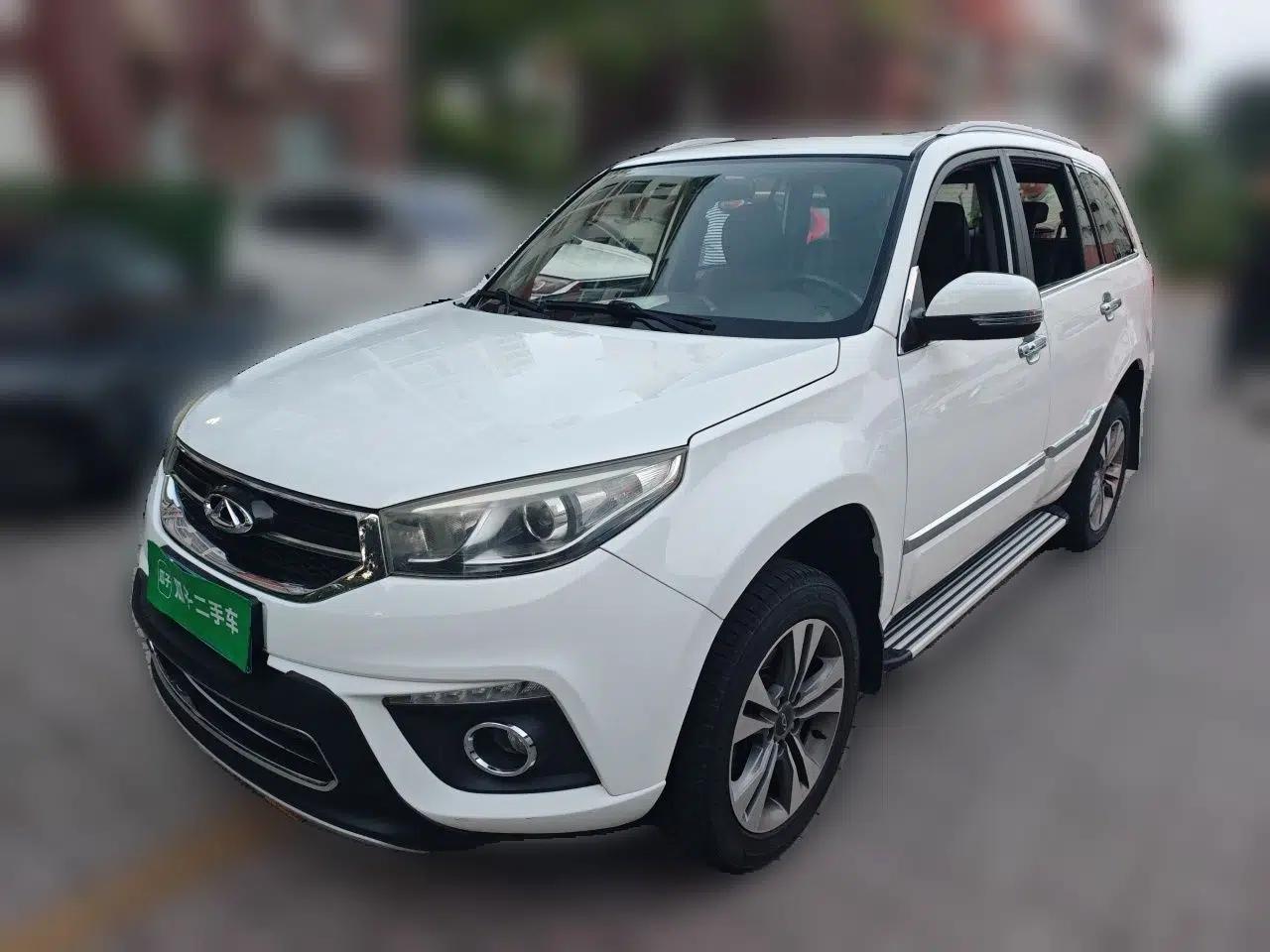 Chery Tiggo 3 2015 1.6L Manual Zhishang Sport Edition — миниатюра 1