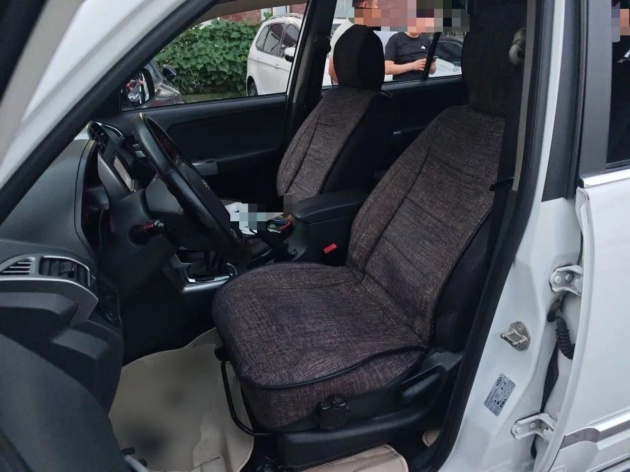 Chery Tiggo 3 2015 1.6L Manual Zhishang Sport Edition — миниатюра 12