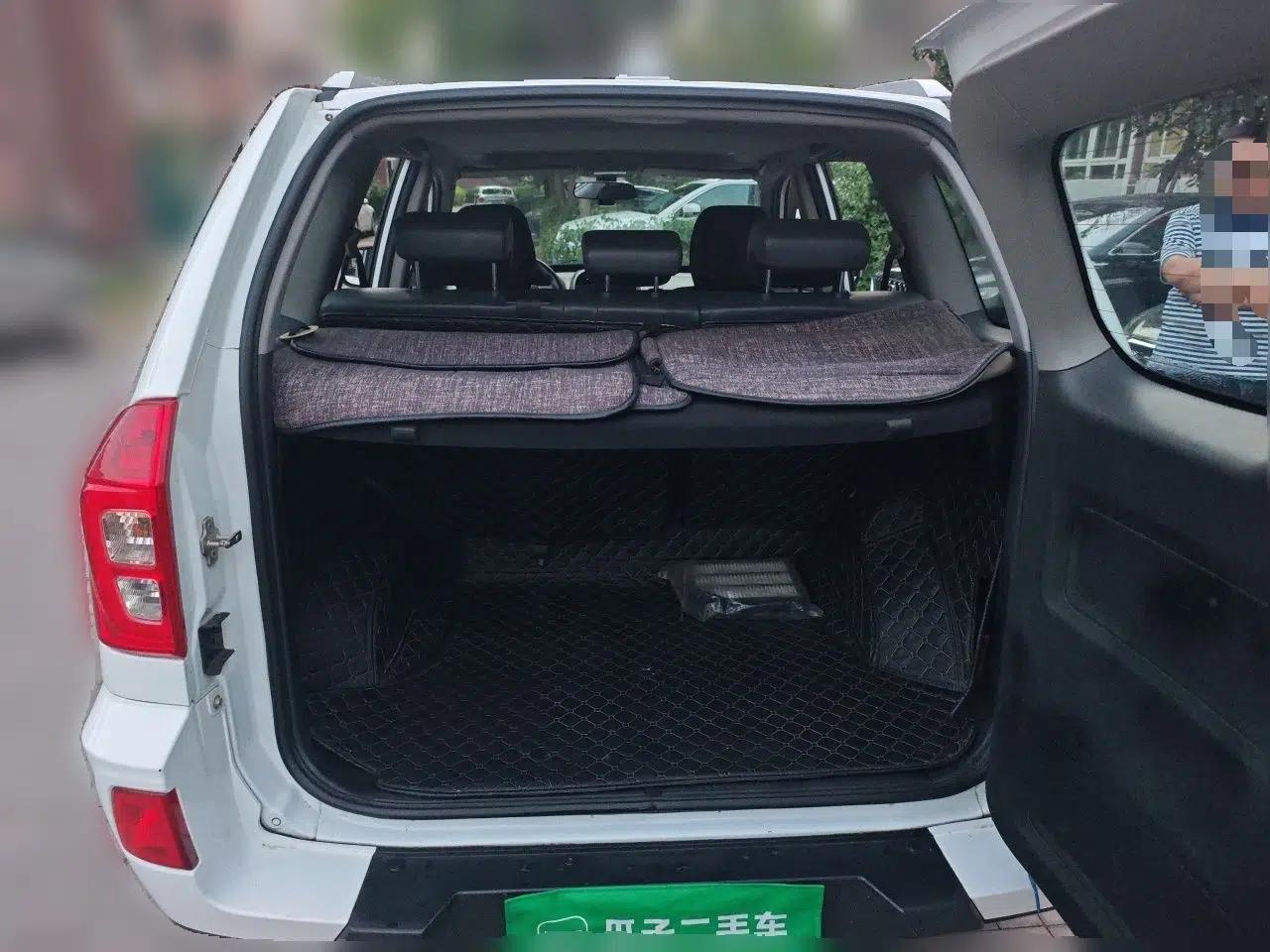 Chery Tiggo 3 2015 1.6L Manual Zhishang Sport Edition — миниатюра 16