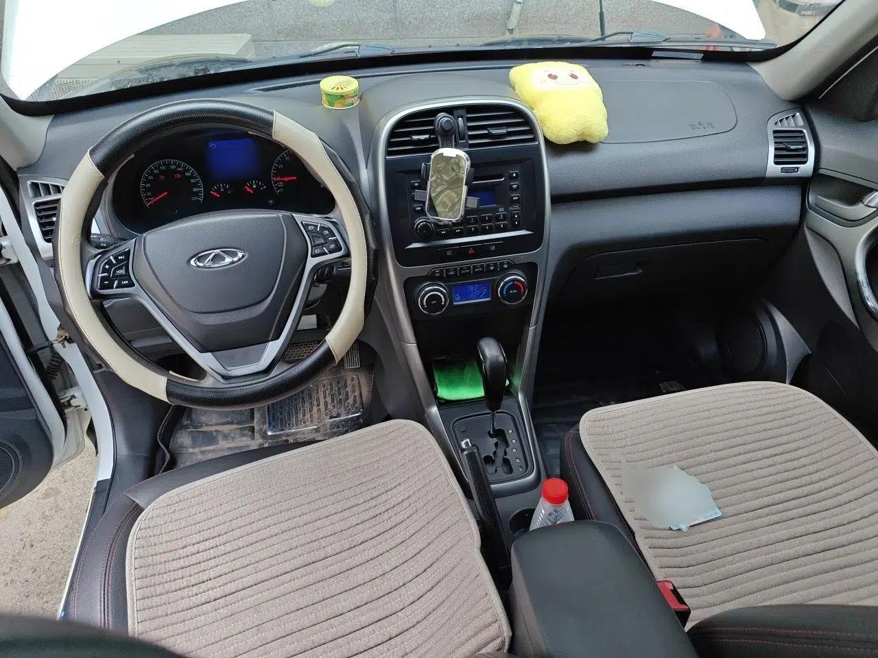 Chery Tiggo 3 2014 1.6L CVT ZhiShang Edition — миниатюра 9