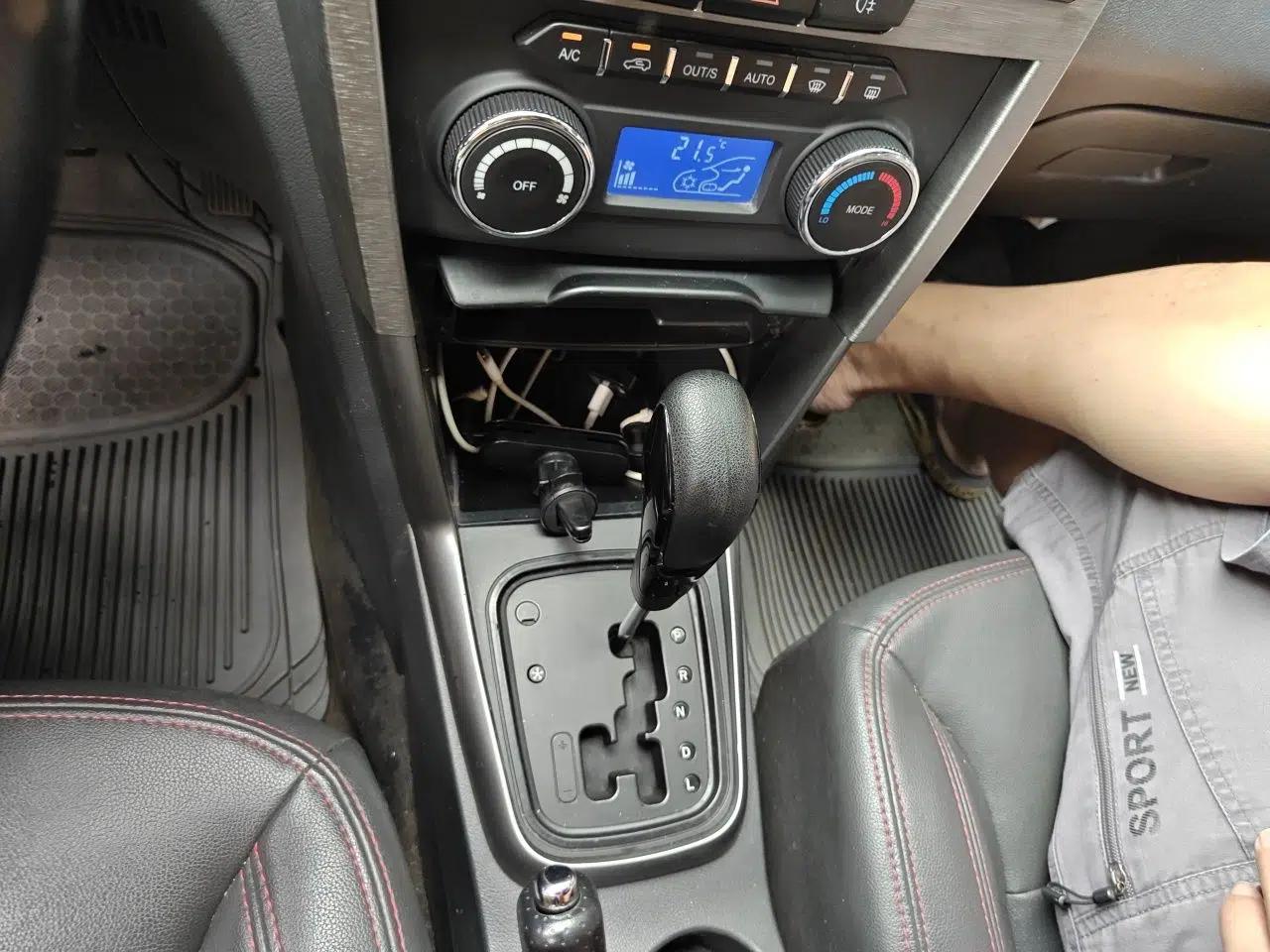 Chery Tiggo 3 2014 1.6L CVT ZhiShang Edition — миниатюра 14