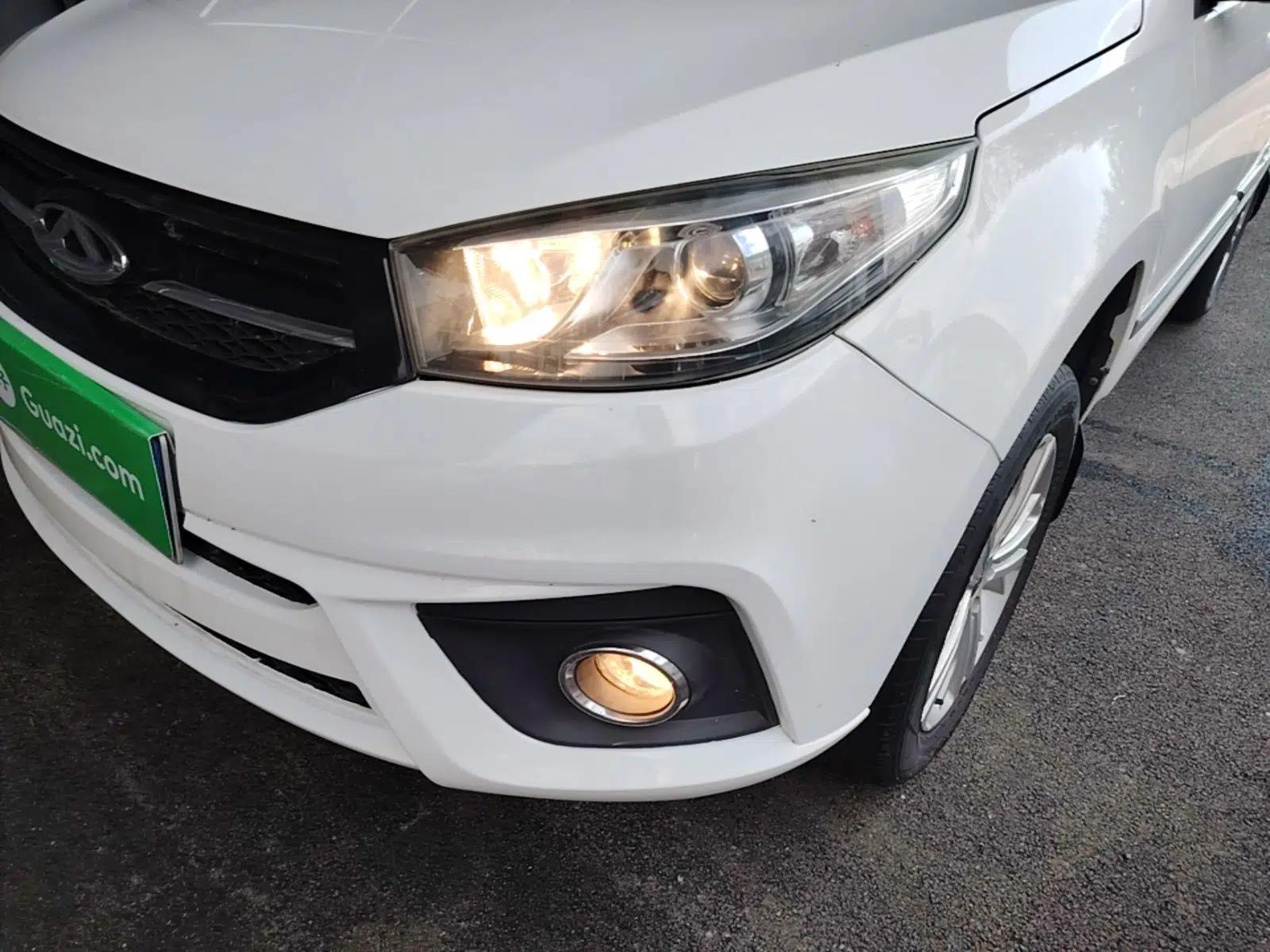 Chery Tiggo 3 2016 1.6L Manual Fashion Edition — миниатюра 8