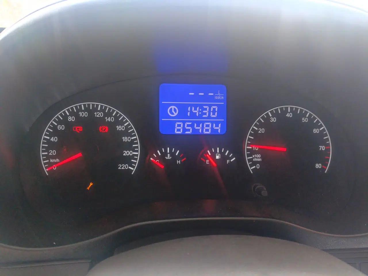 Chery Tiggo 3 2014 1.6L Manual Zhishang Edition — миниатюра 11