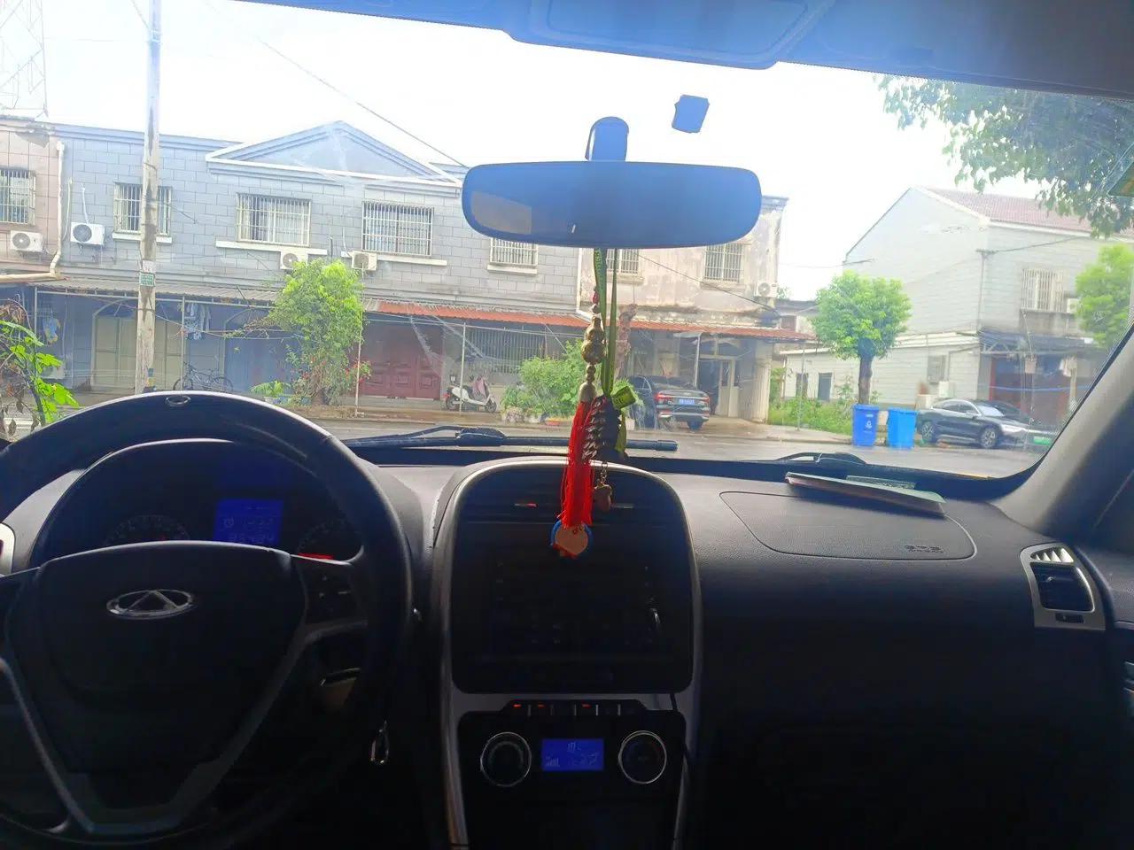 Chery Tiggo 3 2014 1.6L Manual Zhishang Edition — миниатюра 18