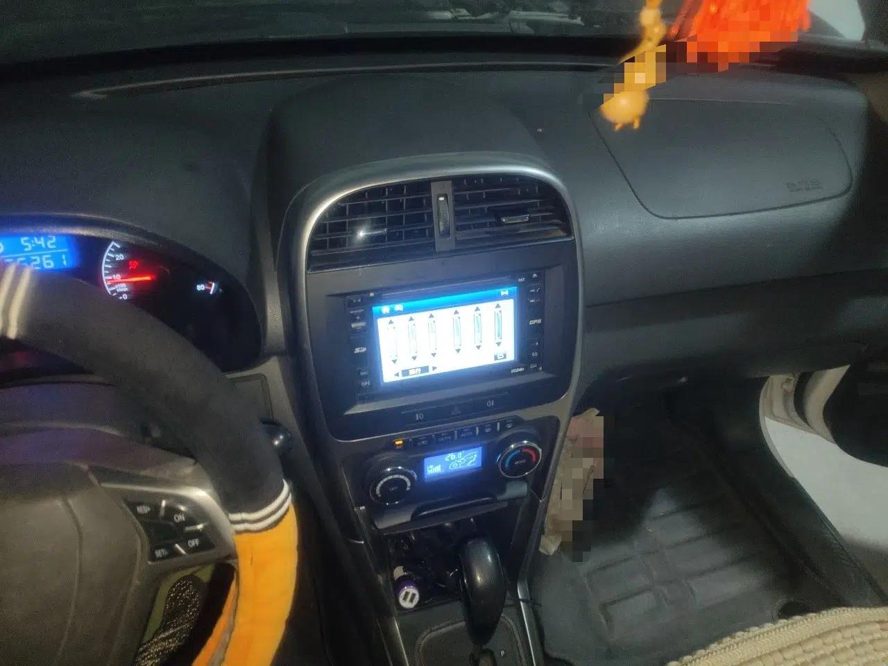 Chery Tiggo 3 2014 1.6L CVT ZhiShang Edition — миниатюра 13