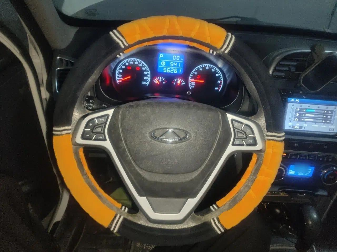 Chery Tiggo 3 2014 1.6L CVT ZhiShang Edition — миниатюра 10
