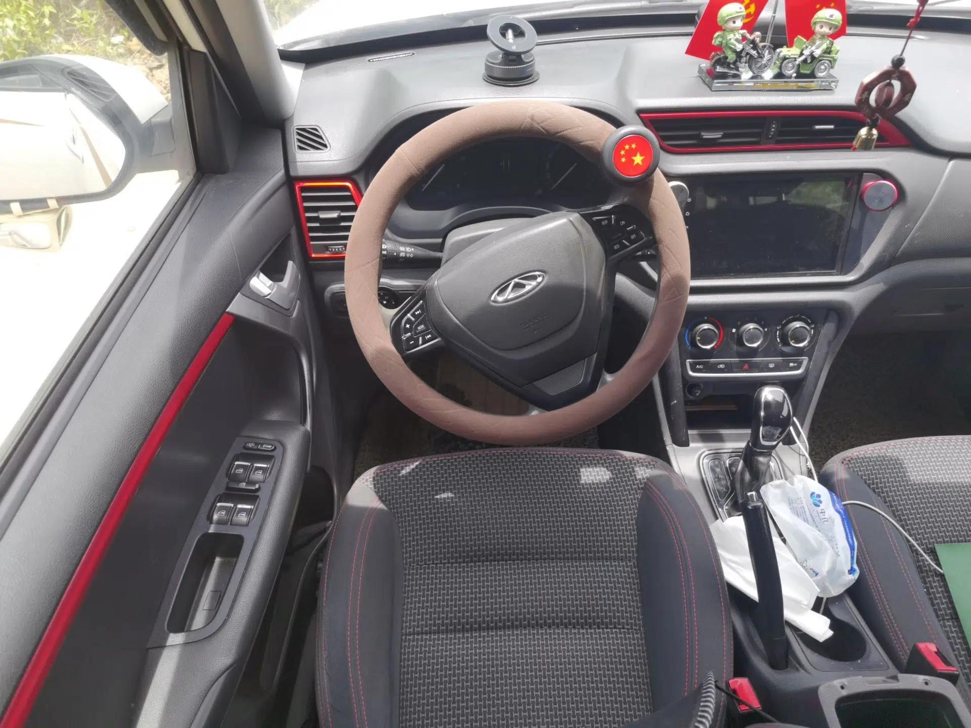 Chery Tiggo 3 2016 1.6L CVT Fashion Edition — миниатюра 10
