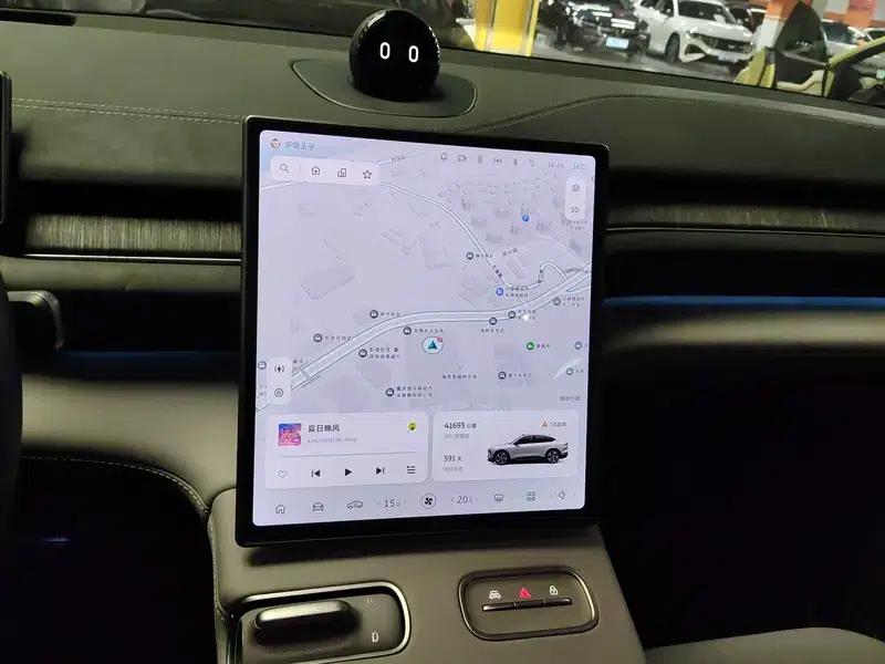 NIO EC6 2023 model 75kWh — миниатюра 13