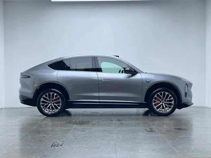 NIO EC6 2025 model 75kWh — миниатюра 8