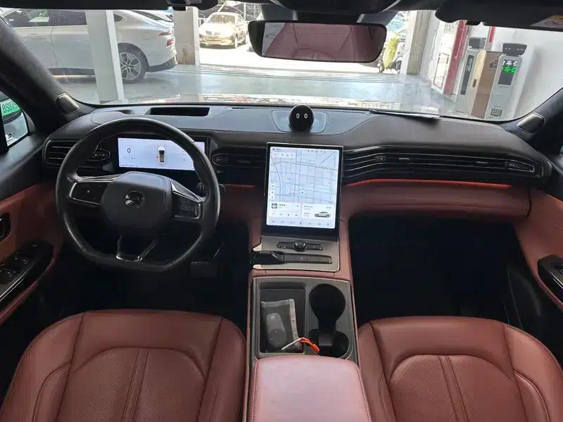 NIO EC6 2022 465KM Sport Edition — миниатюра 8